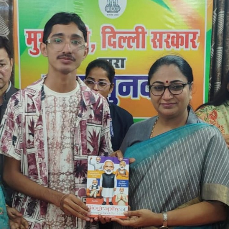 Meet Tejasvi Vashishtha: The Teen Author Who Penned a Book on PM Modi and Caught the Nation’s Attention